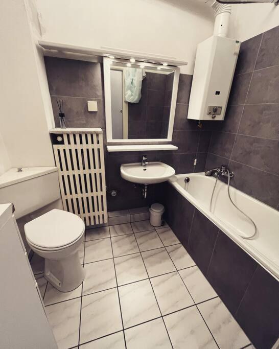 Wunderschoene 3-zimmer Fuer 6 Personen Apartment *