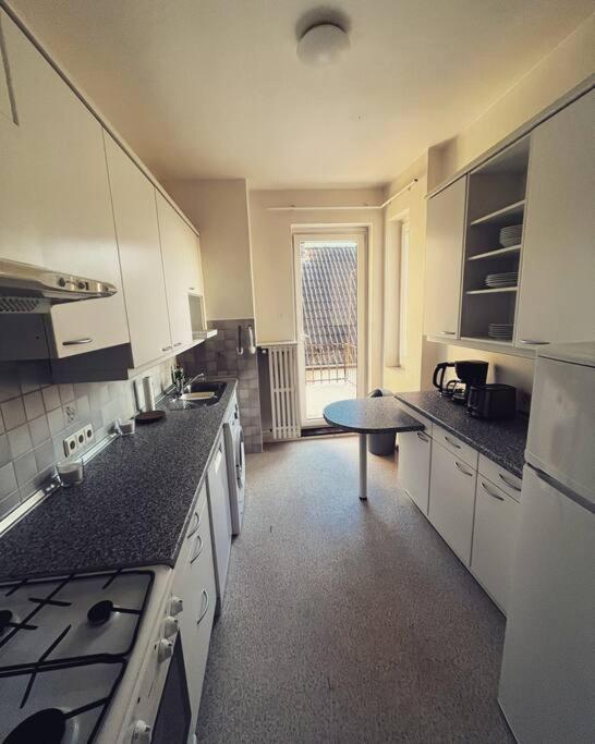 Wunderschoene 3-zimmer Fuer 6 Personen Bremen
